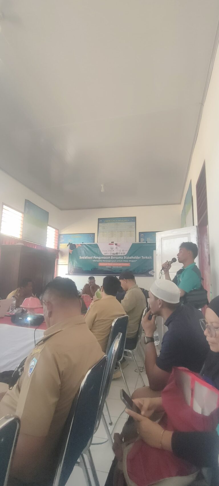 SOSIALISASI PENGAWASAN KELAUTAN MASYARAKAT BERSAMA STEKHOLDER TERKAIT